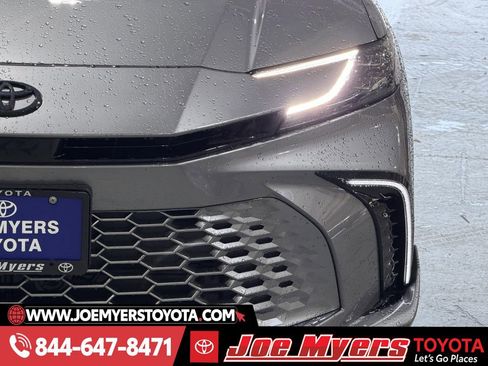 Certified 2025 Toyota Camry XSE image 4