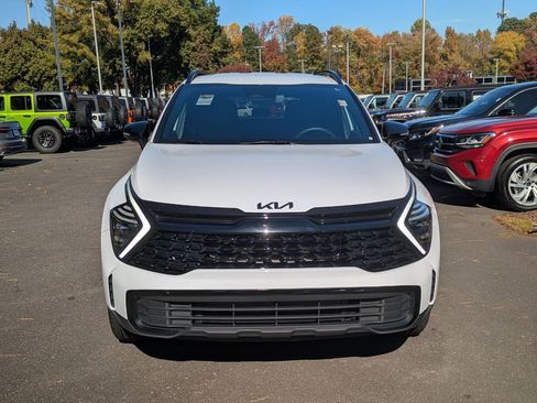 Used 2025 Kia Sportage X-Line image 2