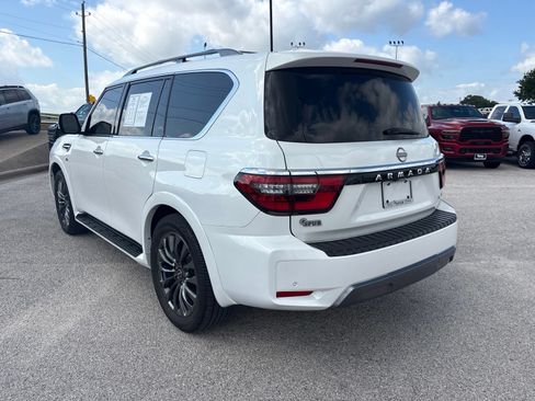 Used 2022 Nissan Armada Platinum w/ Captain's Chairs Package RWD image 4