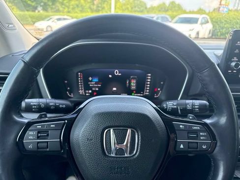 Used 2023 Honda Pilot Elite image 11