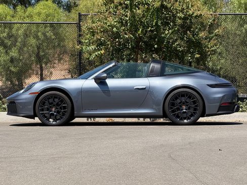 Used 2026 Porsche 911 Targa 4 GTS AWD/4WD image 2