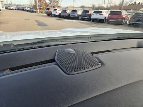 New 2025 GMC Terrain Elevation w/ Technology Package II image 6