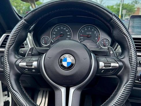 Used 2017 BMW M4 Convertible w/ Executive Package image 19
