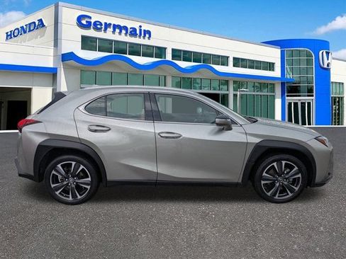 Used 2021 Lexus UX 200 w/ Premium Package FWD image 4