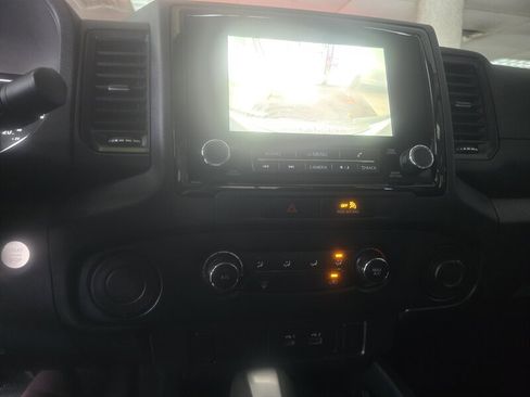 Used 2022 Nissan Frontier S image 22