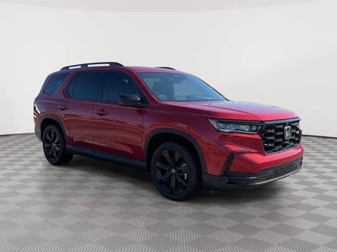 Certified 2025 Honda Pilot Black Edition image 1