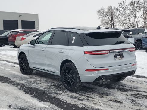 New 2026 Lincoln Corsair Premiere image 3