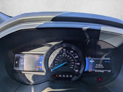 Certified 2022 Ford Edge ST-Line w/ Class II Trailer Tow Package image 14