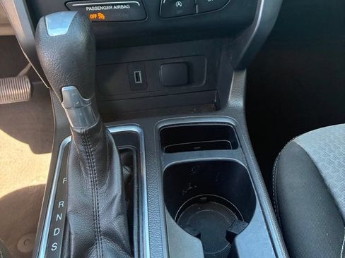 Used 2017 Ford Escape SE FWD image 26
