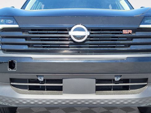 New 2025 Nissan Kicks SR image 10