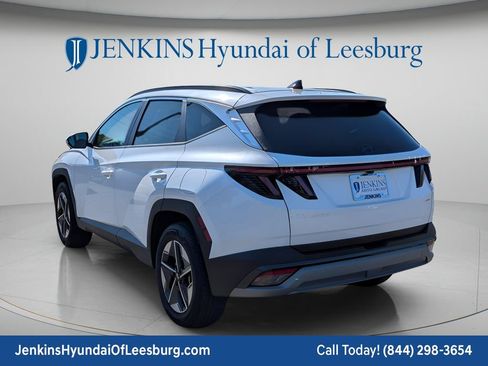 Certified 2025 Hyundai Tucson SEL AWD/4WD image 6