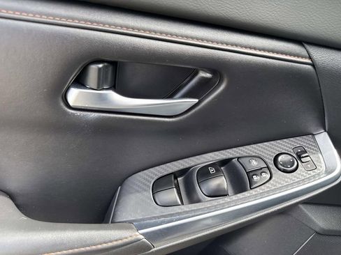 Certified 2023 Nissan Sentra SR w/ Trunk Package image 19