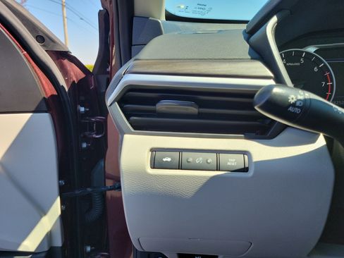 Used 2025 Nissan Altima 2.5 SV image 20