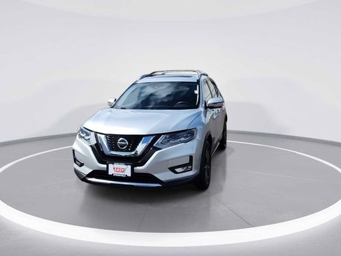 Used 2018 Nissan Rogue SL w/ Premium Package AWD/4WD image 3