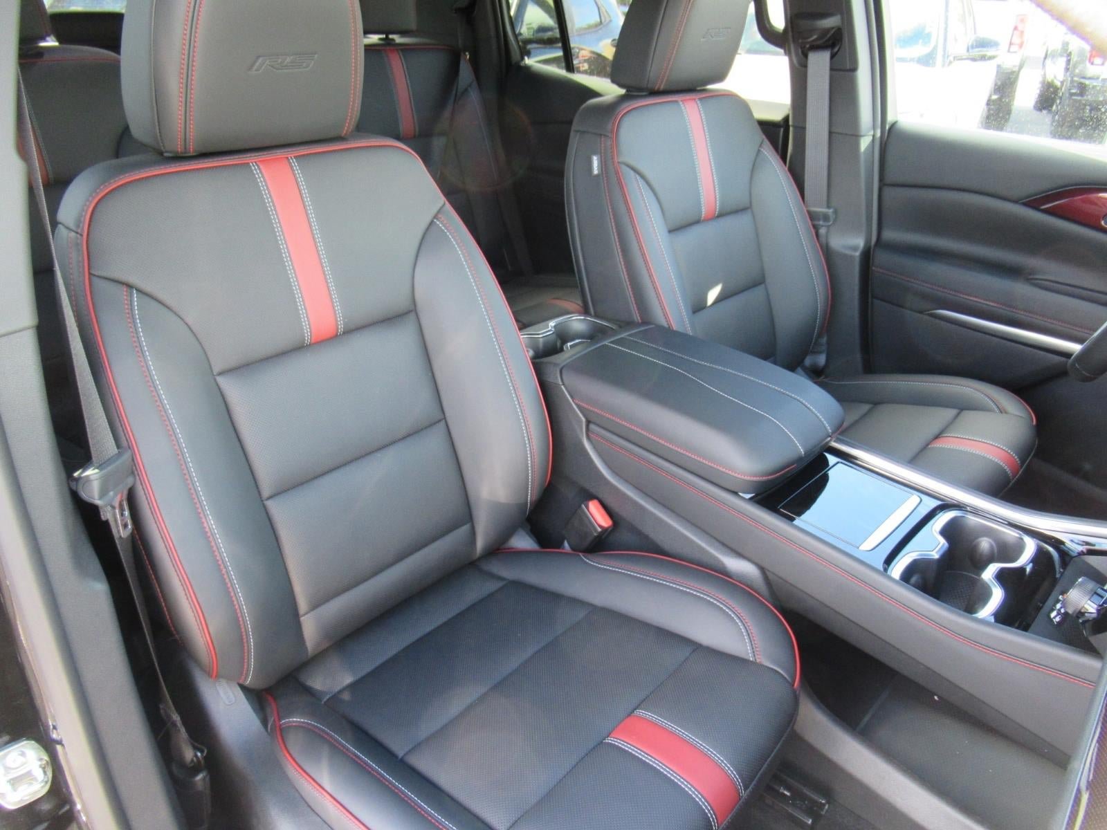 New 2027 Chevrolet Traverse RS FWD image 9