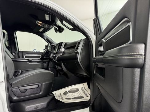 Used 2024 RAM 2500 Big Horn w/ Bed Utility Group image 15