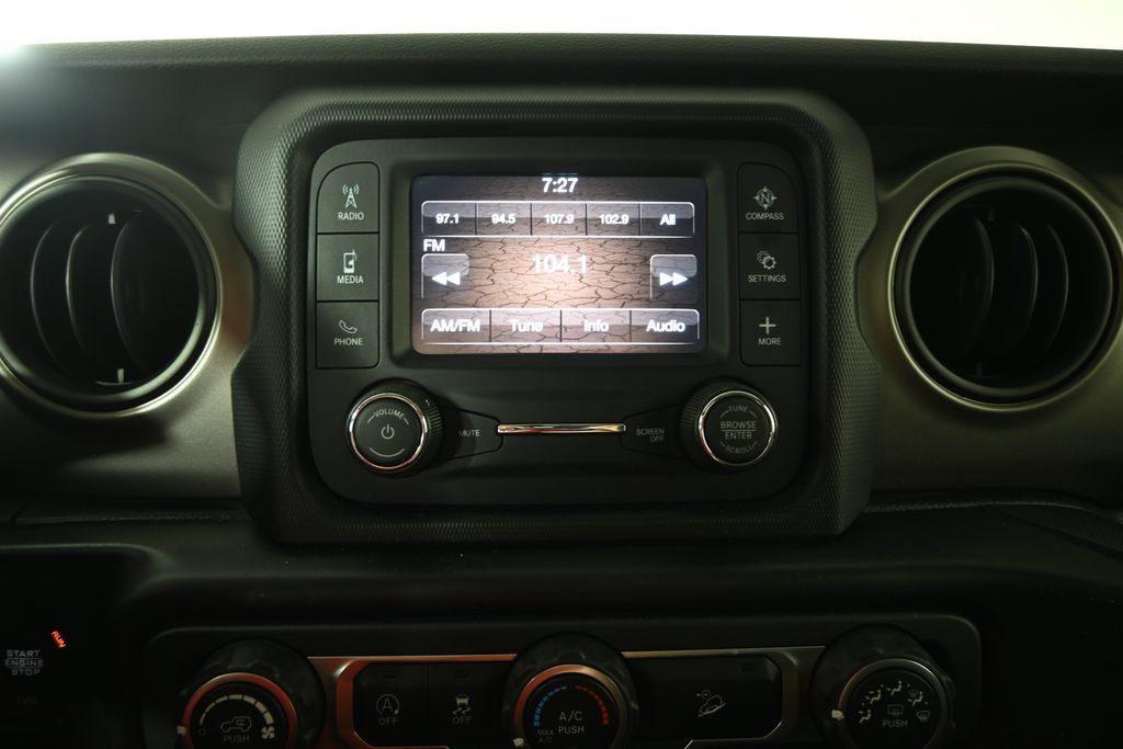 Used 2020 Jeep Wrangler Sport AWD/4WD image 25