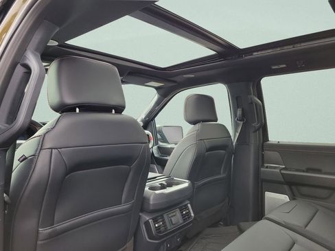 Used 2025 Ford F150 Raptor image 17