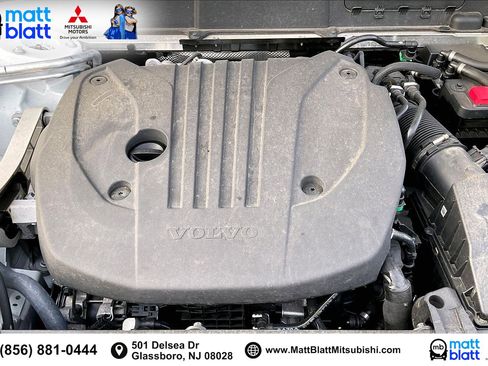 Used 2025 Volvo XC60 B5 Plus image 33