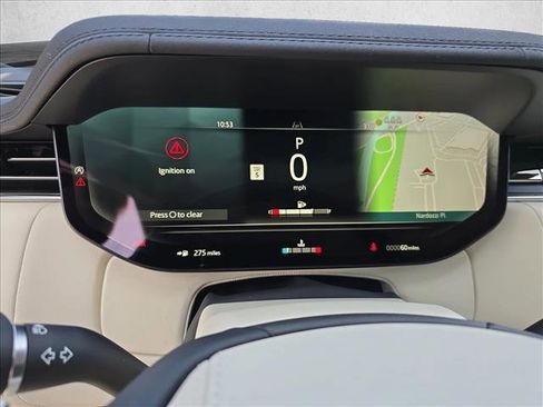 New 2025 Land Rover Range Rover Long Wheelbase SE image 23