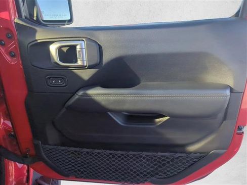 Used 2020 Jeep Wrangler Unlimited Sahara w/ Uconnect 4C Nav & Sound Group image 25