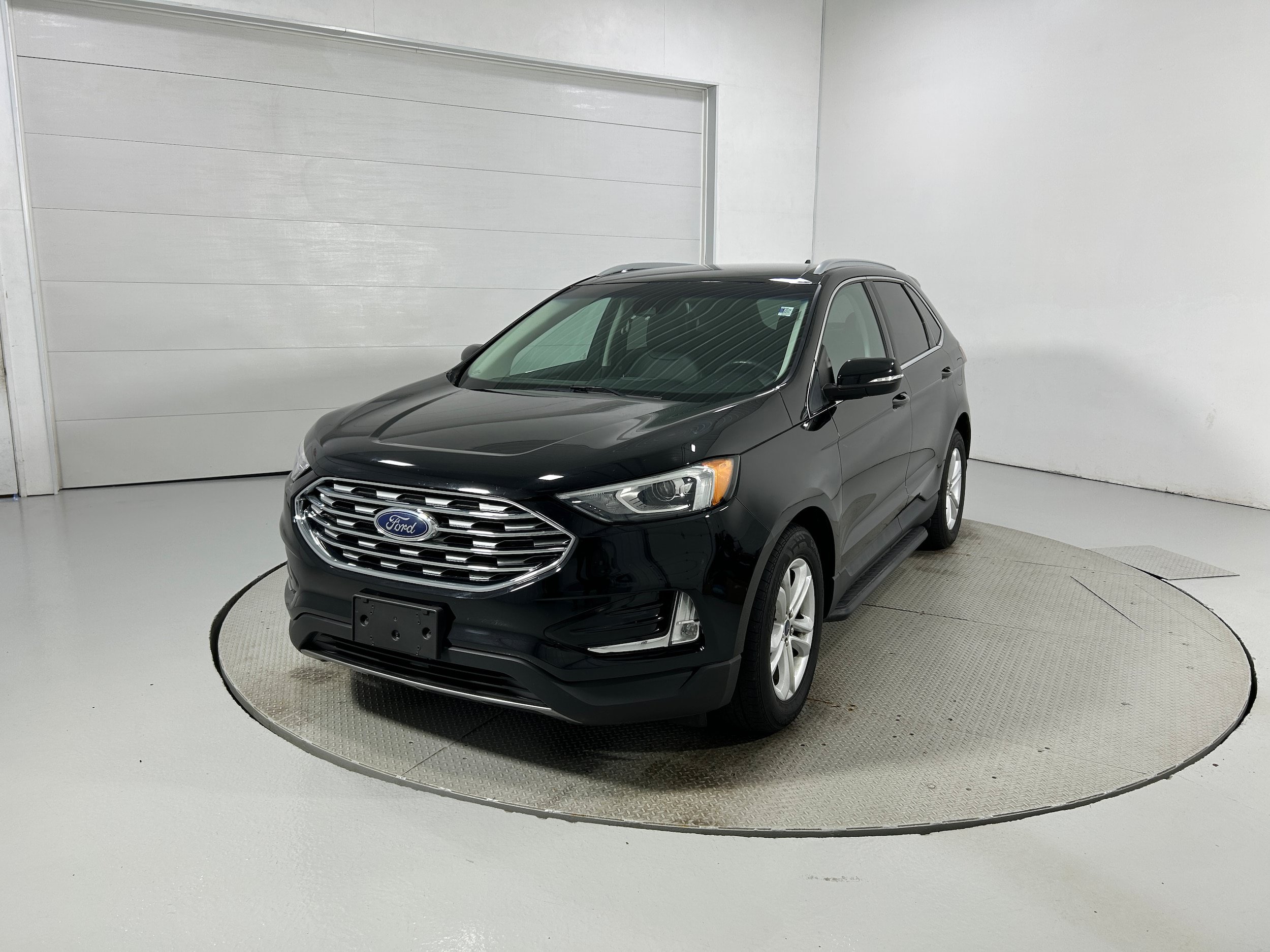 Used 2020 Ford Edge SEL w/ Cold Weather Package AWD/4WD image 21