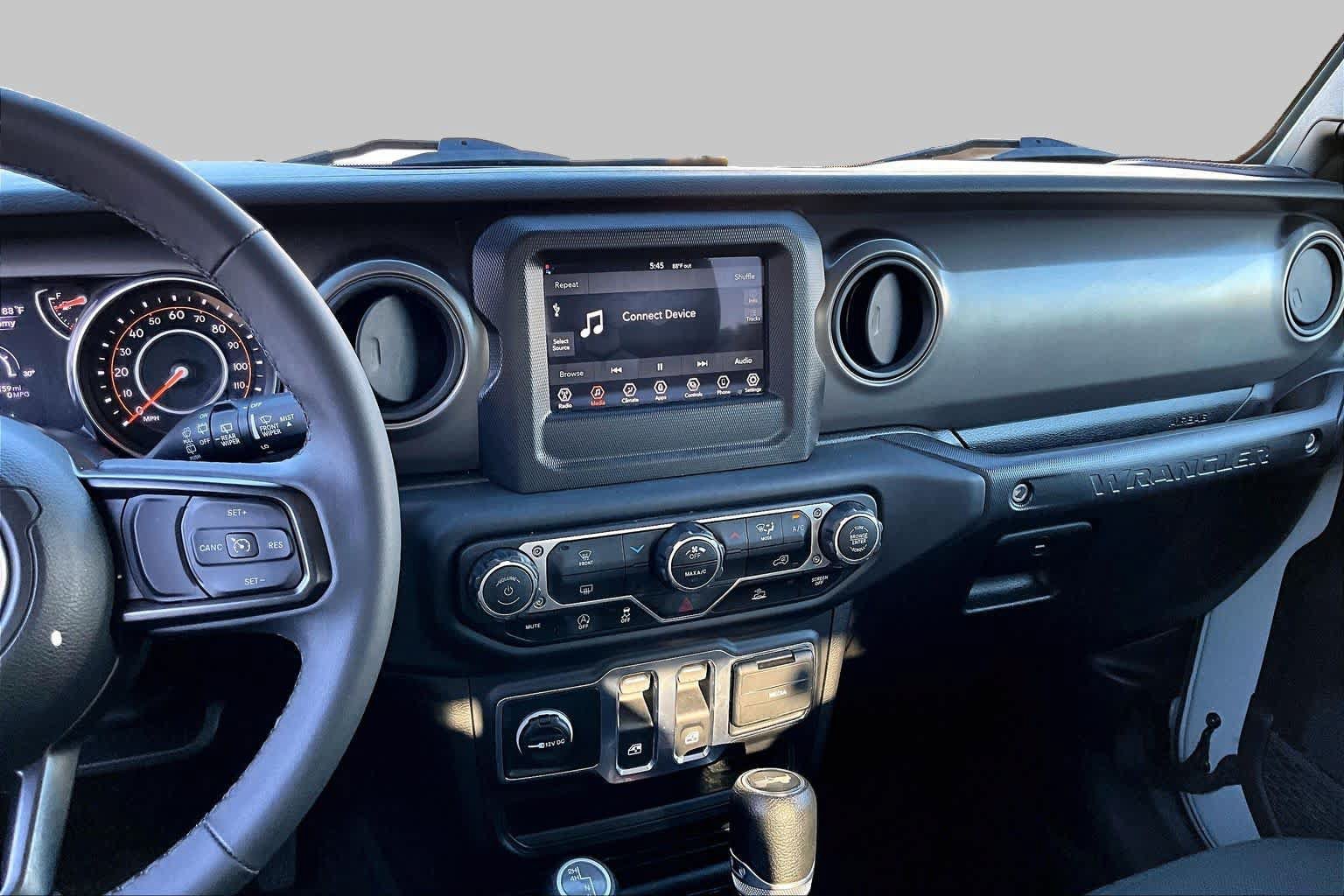 Used 2023 Jeep Wrangler Sport AWD/4WD image 7