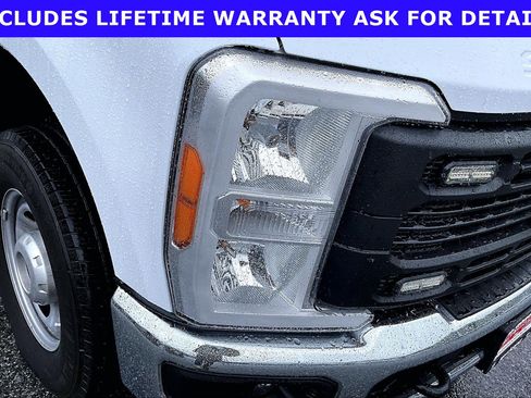 Used 2023 Ford F250 XL AWD/4WD image 23