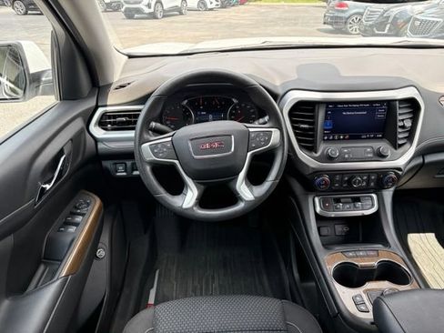 Used 2023 GMC Acadia SLE w/ Driver Convenience Package FWD image 20