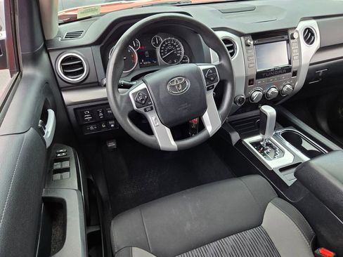 Used 2017 Toyota Tundra SR5 w/ TRD Off Road Package AWD/4WD image 7
