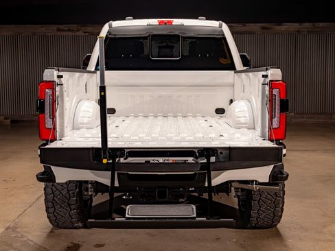 Used 2026 Ford F250 Platinum image 9