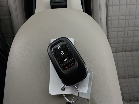 Certified 2024 Honda HR-V LX image 19