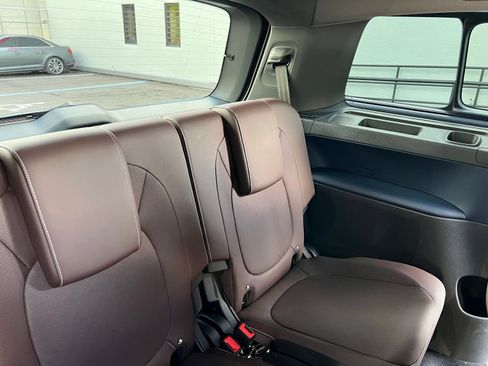 Used 2025 Volkswagen ID. Buzz Pro S RWD image 58