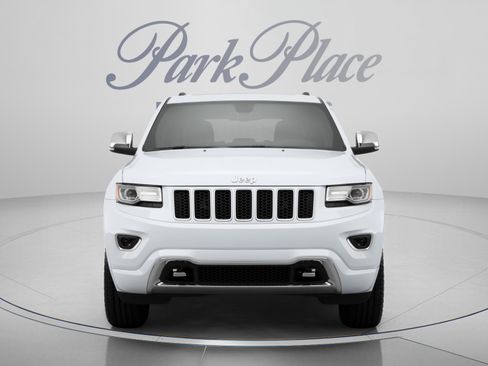 Used 2015 Jeep Grand Cherokee Overland w/ Advanced Technology Group RWD image 7