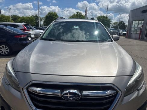Used 2019 Subaru Outback 2.5i Limited w/ Popular Package #2 AWD/4WD image 11