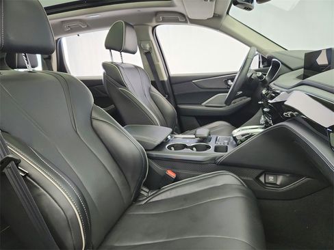 Used 2024 Acura MDX SH-AWD w/ Advance Package image 27