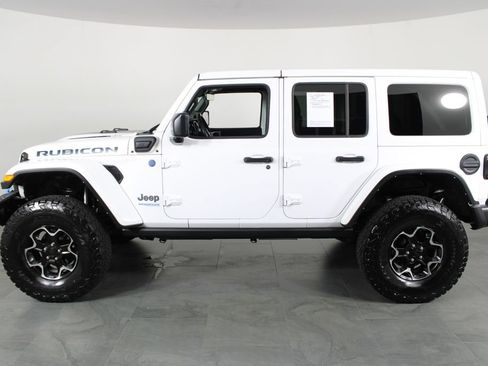 Used 2021 Jeep Wrangler Unlimited Rubicon 4xe w/ Steel Bumper Group AWD/4WD image 13