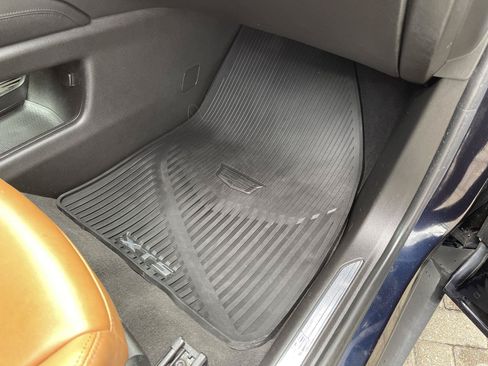 Used 2021 Cadillac XT5 Premium Luxury w/ LPO, Floor Liner Package AWD/4WD image 40