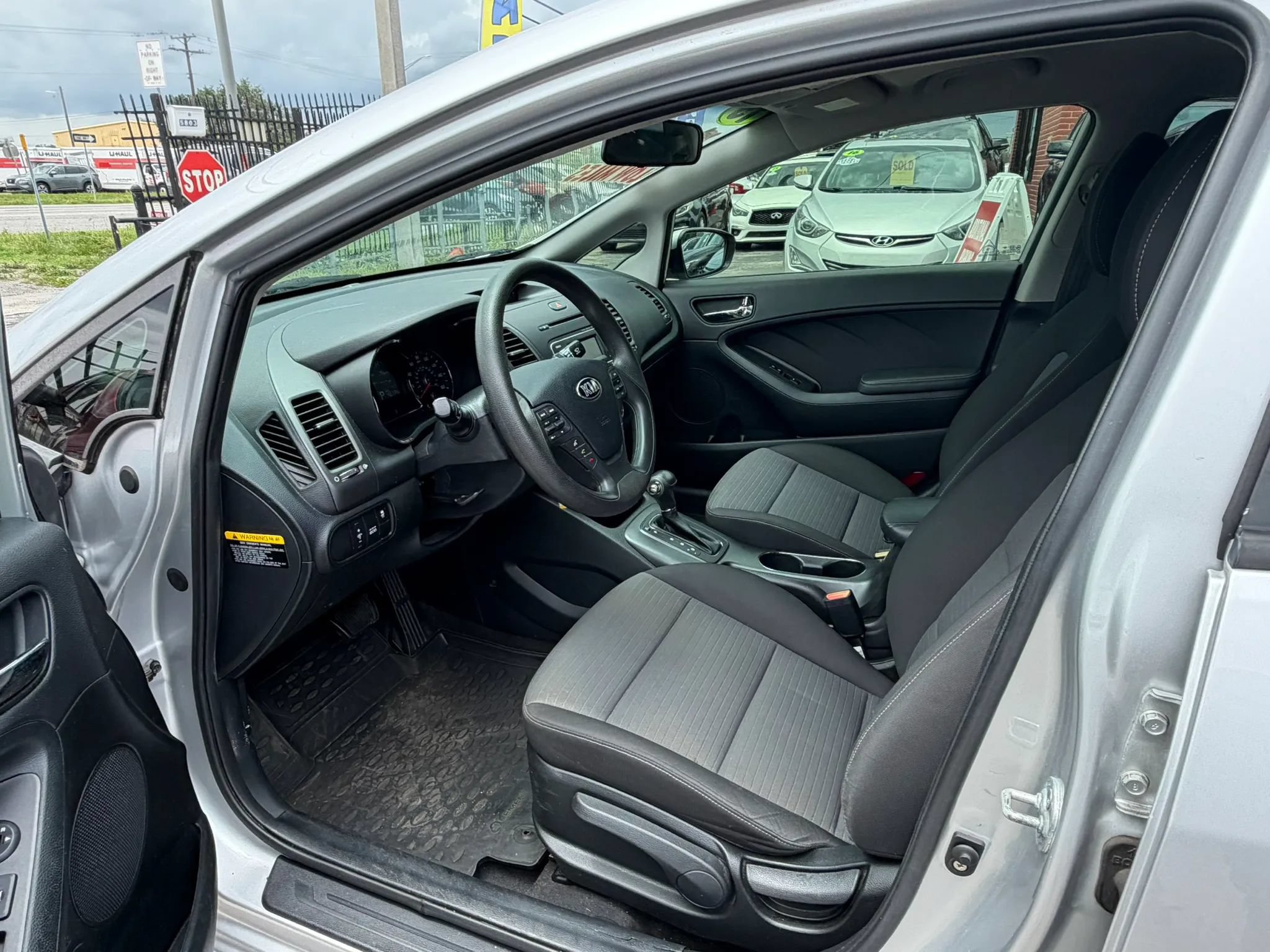 Used 2015 Kia Forte LX w/ Popular Package FWD image 8