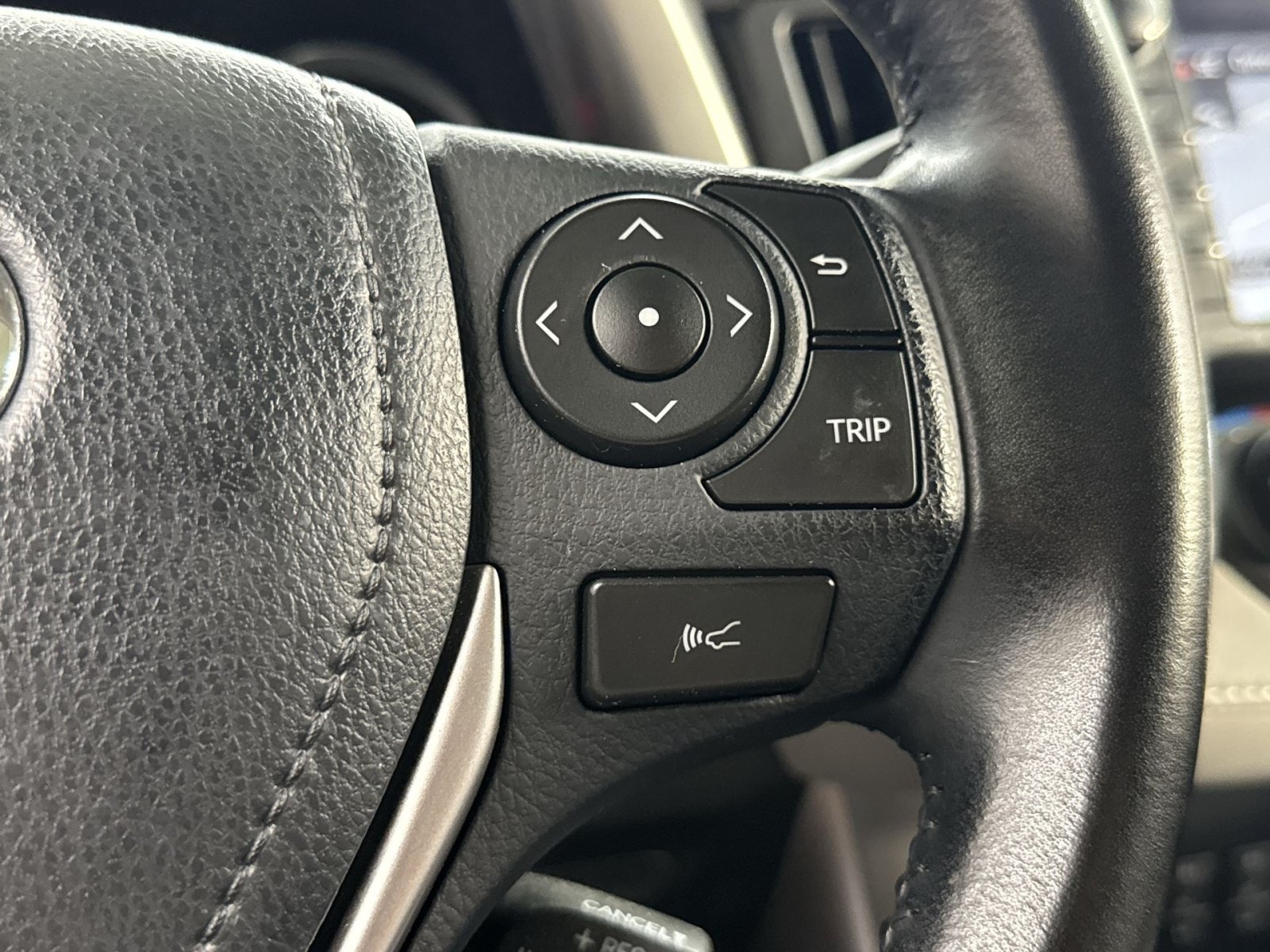 Used 2017 Toyota RAV4 Limited AWD/4WD image 44