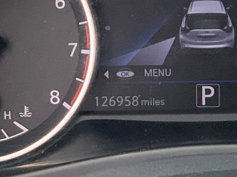 Used 2018 Nissan Murano SV FWD image 13