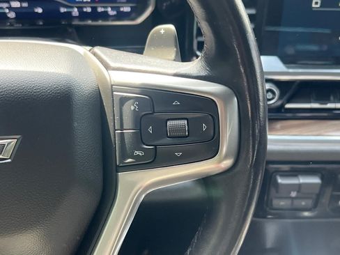 Used 2022 Chevrolet Silverado 1500 RST w/ Convenience Package II AWD/4WD image 19