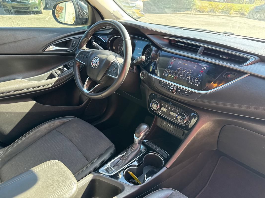 Used 2020 Buick Encore GX Select AWD/4WD image 18