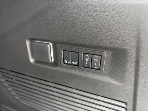 New 2026 Chevrolet Tahoe High Country image 11