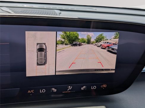 New 2026 Buick Enclave Preferred w/ Power Package AWD/4WD image 29