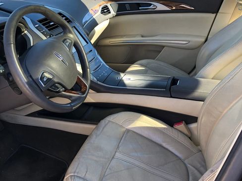 Used 2013 Lincoln MKZ image 12