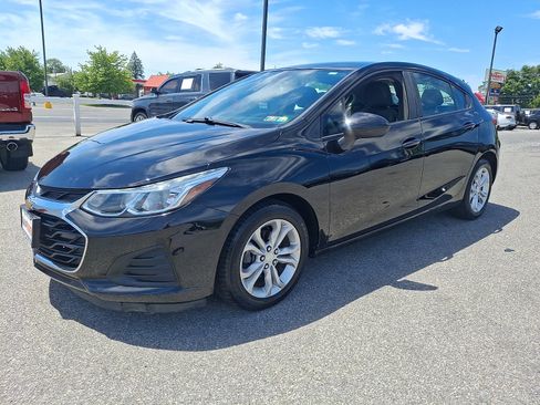 Used 2019 Chevrolet Cruze LS w/ LS Convenience Package FWD image 3