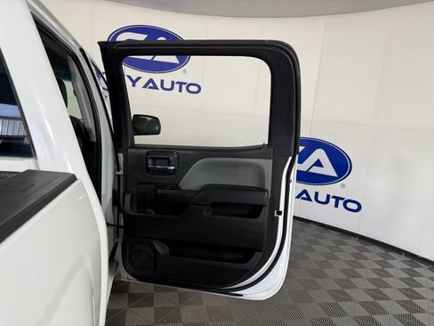 Used 2018 Chevrolet Silverado 1500 W/T w/ Trailering Package image 13