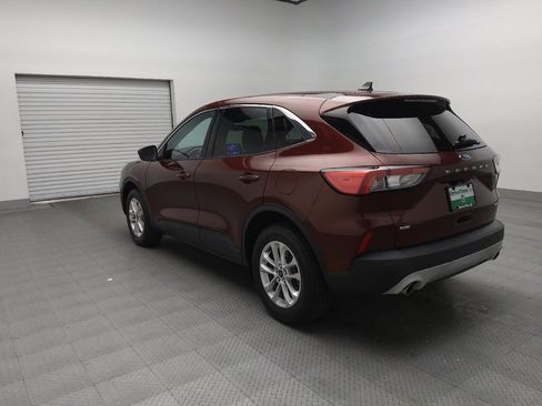 Used 2021 Ford Escape SE image 5