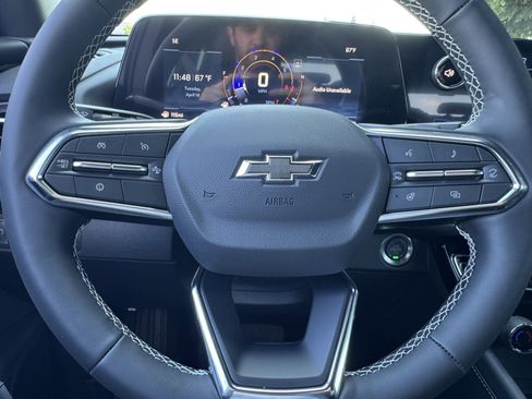 New 2026 Chevrolet Traverse LT w/ Midnight/Sport Edition FWD image 33